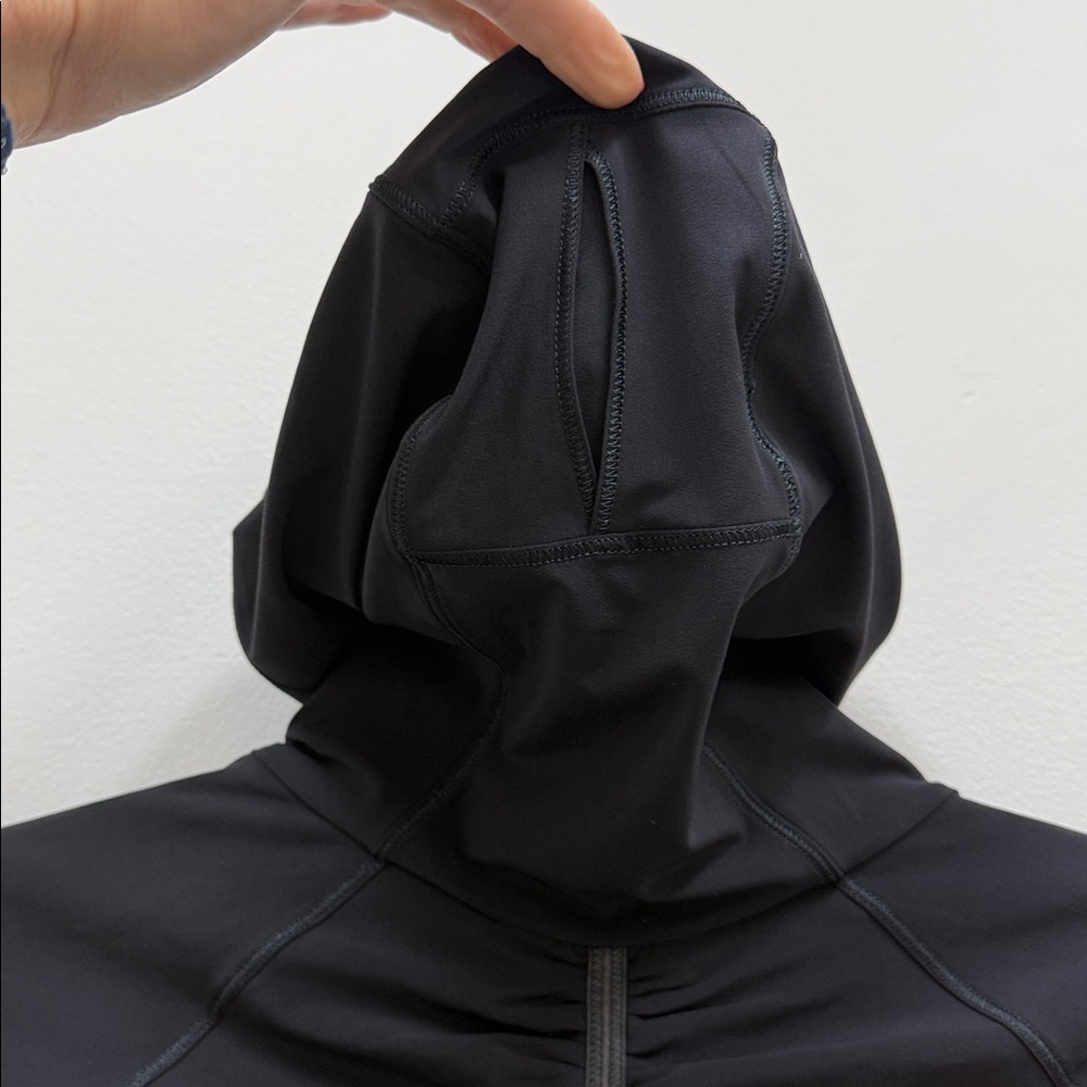 Lululemon LightenedUp Pullover Jacket Black Sz 6!! - Picture 10 of 12
